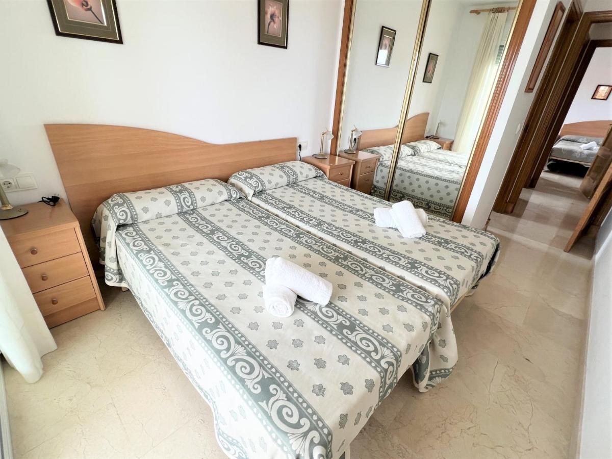 Gemelos 22-3-12 Benidorm Ngoại thất bức ảnh