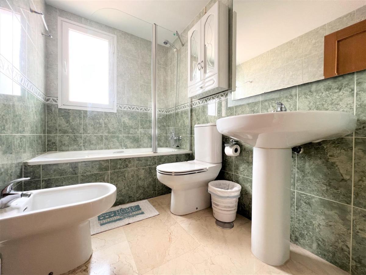 Gemelos 22-3-12 Benidorm Ngoại thất bức ảnh