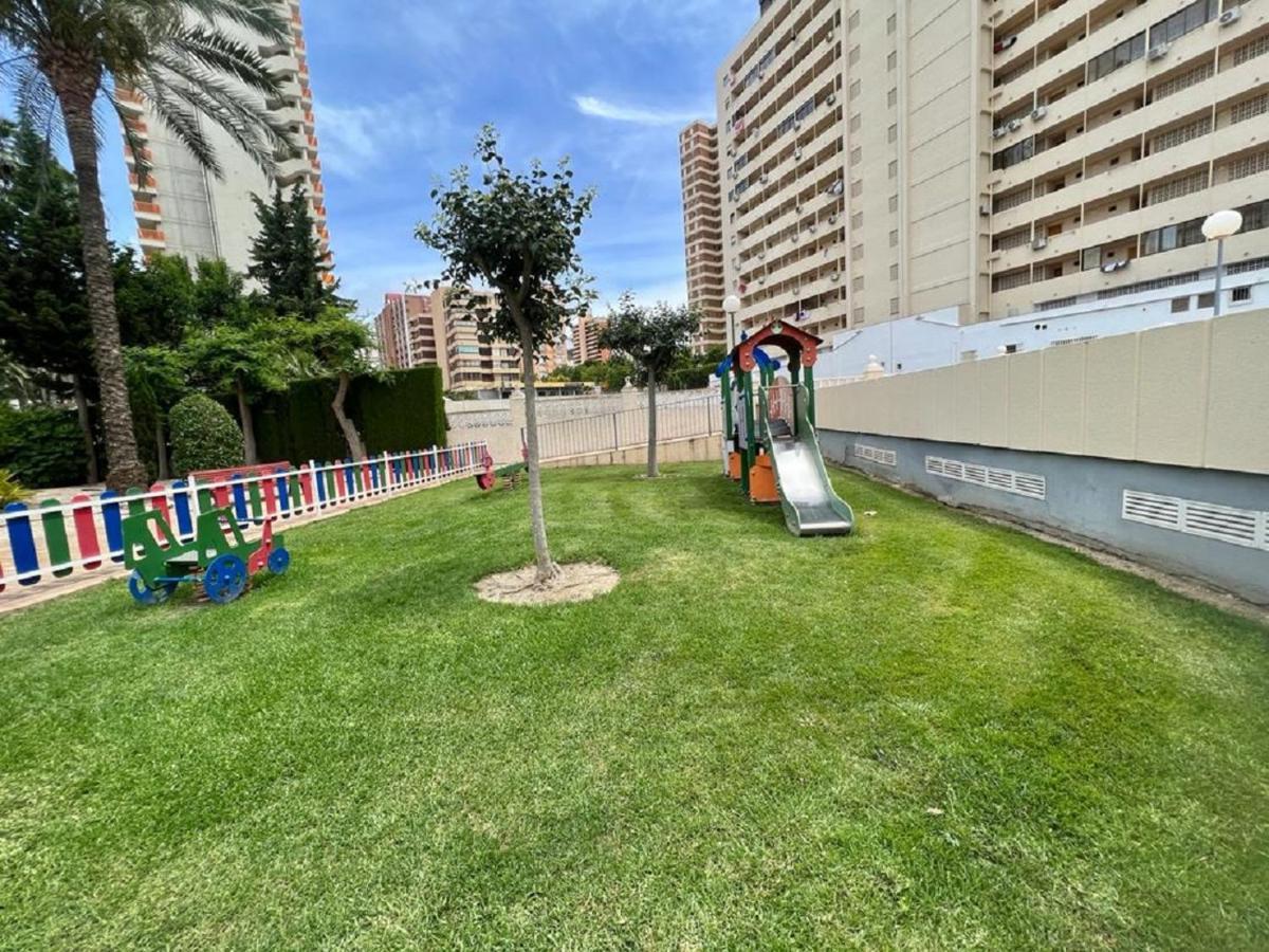 Gemelos 22-3-12 Benidorm Ngoại thất bức ảnh